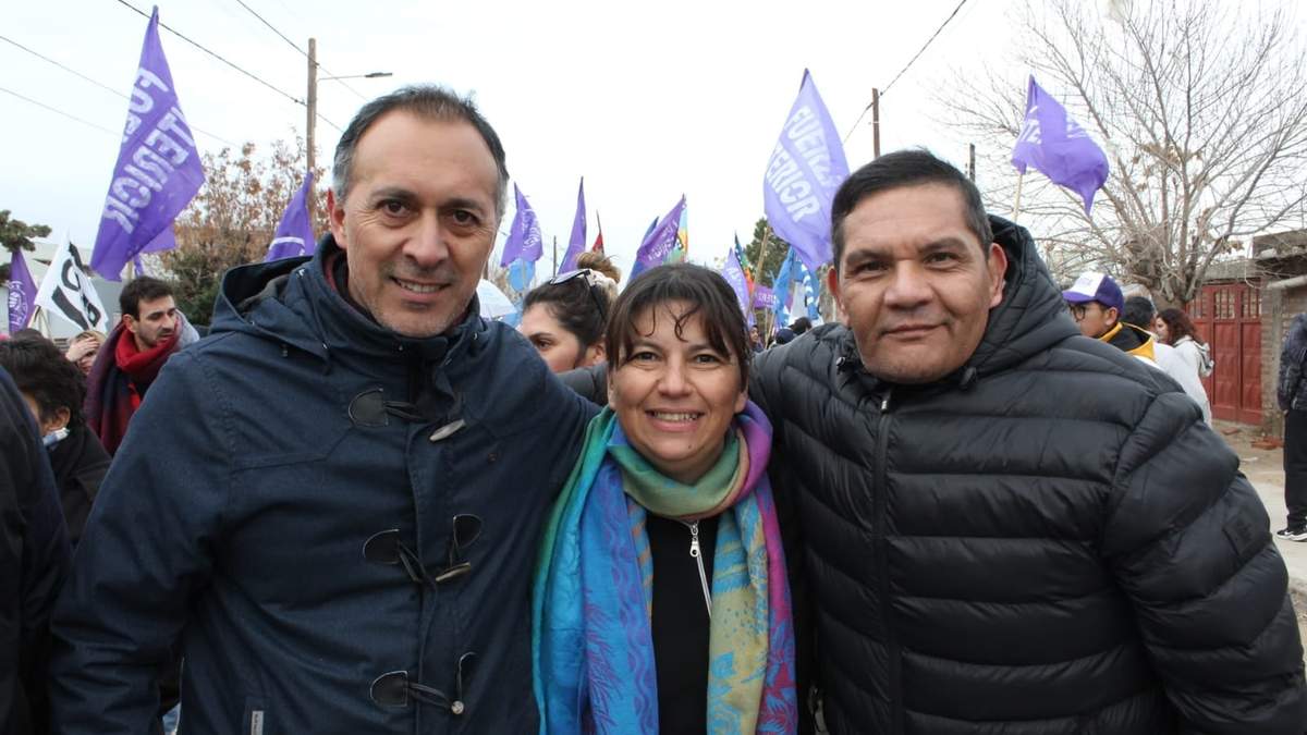 Zuñiga junto a la militancia. Fuente: (Twitter).