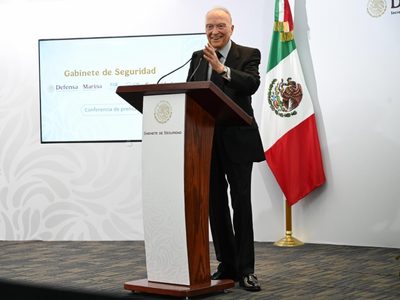 Gertz desestima hallazgo de “mini refinería” clandestina en Coatzacoalcos
