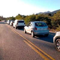 Un grupo de 5 amigos quedó varado en el ingreso al Paso Internacional Complejo Mamuil Malal