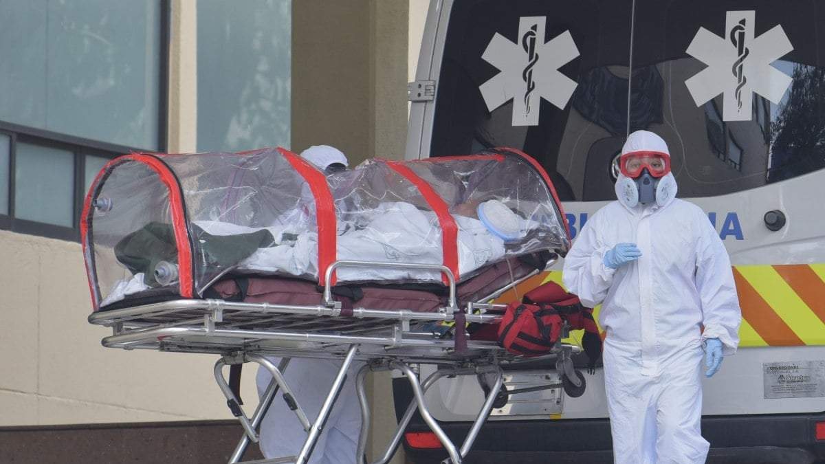 Ingreso de pacientes con covid-19 a un hospital del IMSS