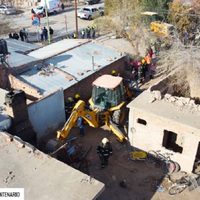 Demolieron una vivienda donde funcionaba un kiosco narco en Centenario