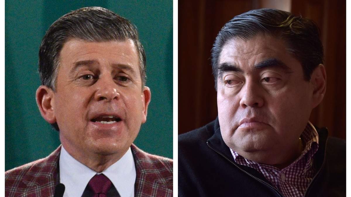 El director de la Profeco, Ricardo Sheffield, y el gobernador de Puebla, Miguel Barbosa