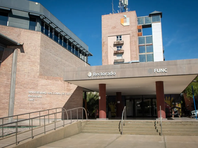 El Foro de docentes extraordinarios de la UNCuyo, exige cumplir con la ley de financiamiento