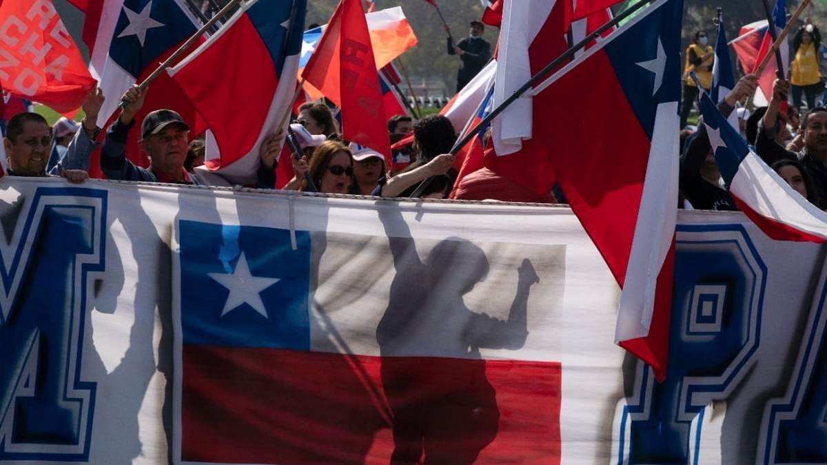 Manifestación contra el borrador de la nueva constitución chilena