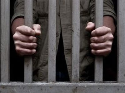 Prisión preventiva para tres policías acusados de asesinar a un preso en Santa Fe