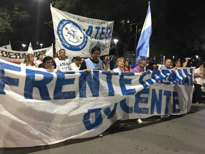 Educación en cuarentena: los docentes piden aclarar dónde empieza y dónde termina su trabajo