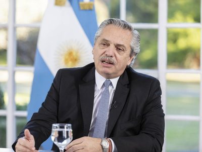 Alberto Fernández y un nuevo aniversario del atentado a la AMIA: "Tenemos una deuda que saldar"