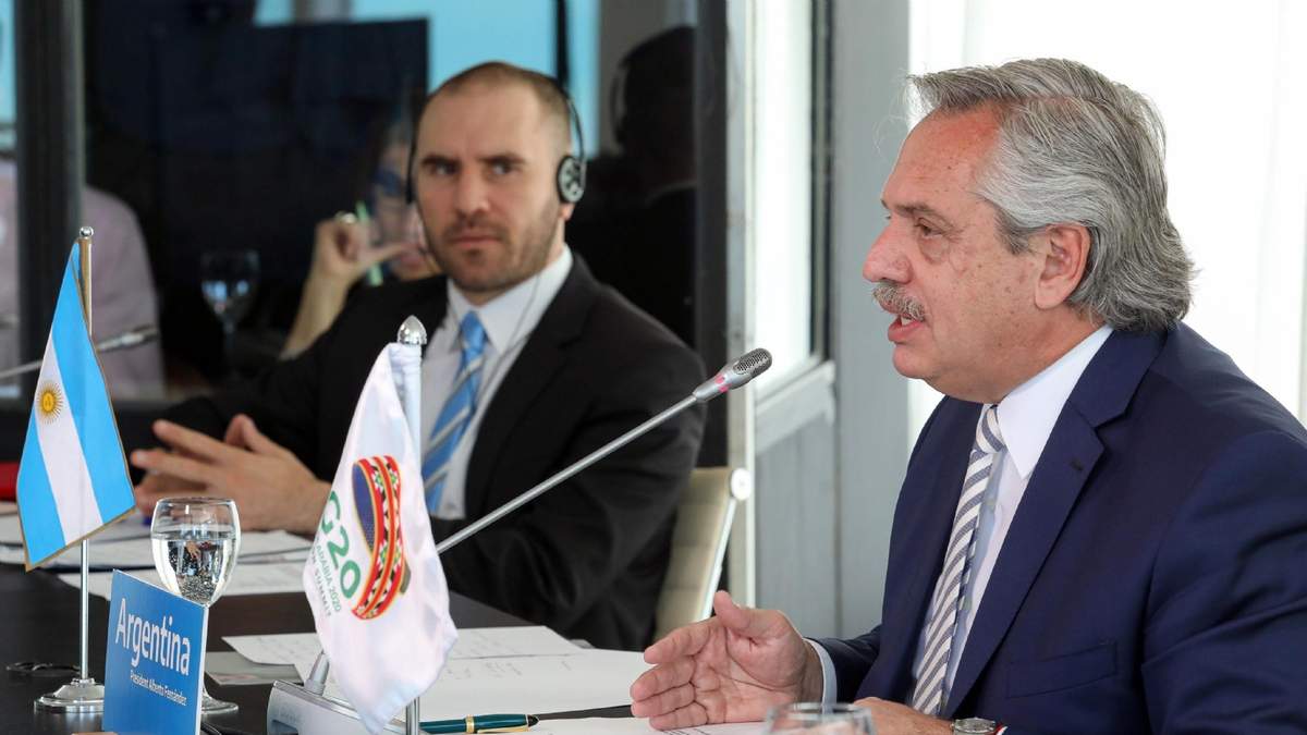 El presidente Alberto Fernández y el ministro de Economía, Martín Guzmán. Fuente: (Twitter)