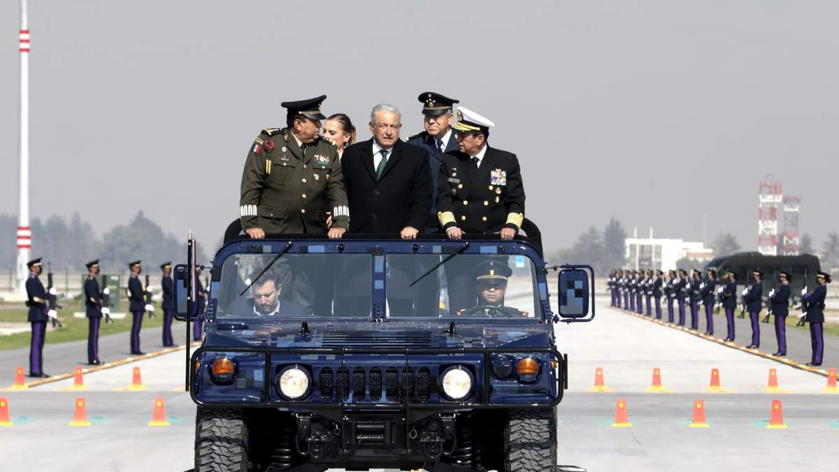 López Obrador inauguró unidades militares, en el Día de la Fuerza Aérea Mexicana