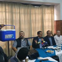 Denuncian en Jalisco compra a sobreprecio de hieleras para vacunas