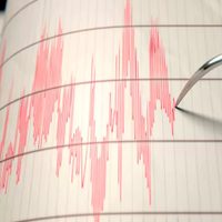 Un fuerte terremoto de magnitud 5.2 sacudió al norte de Chile y el sur de Perú