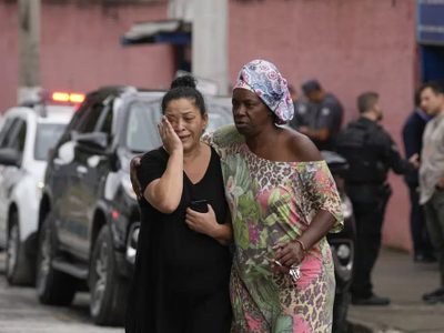 Estudiante adolescente mata a puñaladas a maestra en Brasil