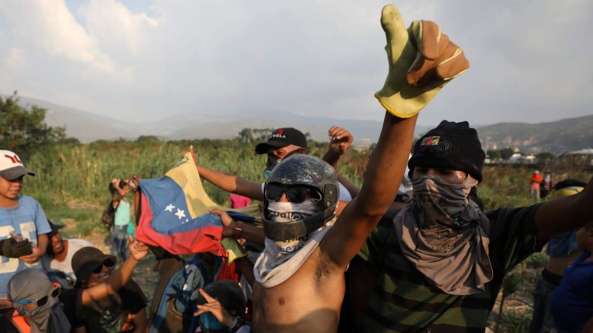 Estados Unidos se prepara para deportar a 300 presuntos pandilleros a El Salvador