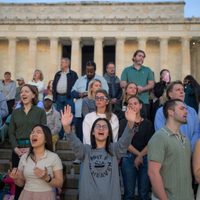 Agencias del gobierno de Trump publican mensajes de Pascua sobre la resurrección de Cristo