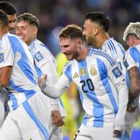 Casi 60 millones: el gigante de Europa que quiere a una figura de la Selección Argentina