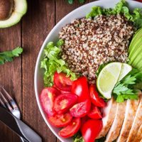 3 beneficios para tu cuerpo de cenar temprano y sano