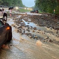 Inundaciones en estado de NY dejan al menos una mujer muerta
