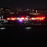 Choque de avión con un helicóptero en EU enciende interrogantes sobre falta de controladores aéreos