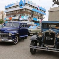 Viaje en el tiempo: El Balcón del Valle recibe una imperdible exposición de Autos Antiguos