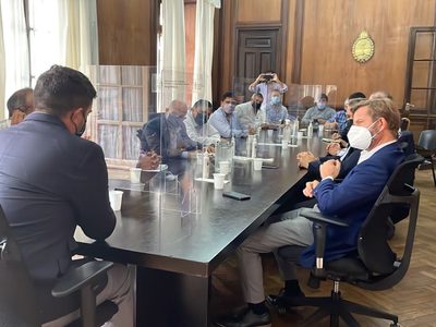 Para Claudio Vidal, la propuesta de las empresas a los petroleros “es insuficiente”