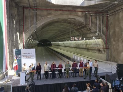 Sheinbaum inaugura viaducto elevado en Tijuana; vecinos denuncian daño a sus casas