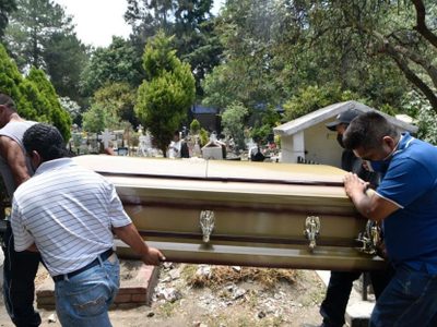 Muerte a la intemperie