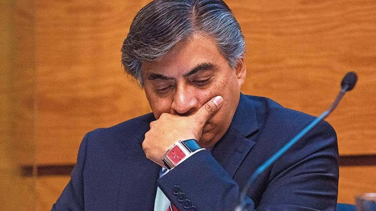 Esquivel. Desacuerdo