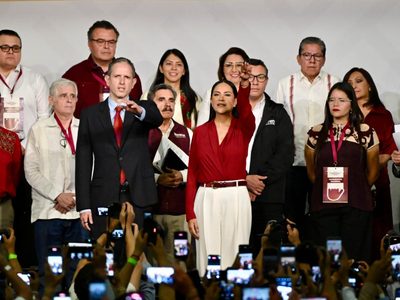 Ariadna Montiel asume dirigencia de Morena; pide “trayectorias impecables” para candidatos en 2027