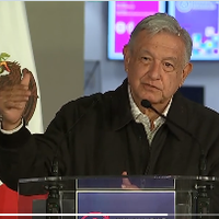 AMLO presume que ya negocia el nuevo aumento al salario mínimo para el 2023