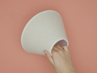 El secreto de los expertos para limpiar tu lámpara de mesa y dejarla como recién estrenada