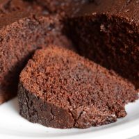 Esponjoso e irresistible: la mejor receta del bizcochuelo de chocolate que nunca falla