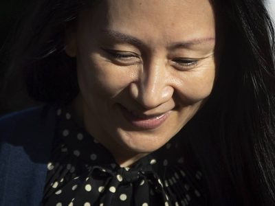 Liberan a la directora financiera de Huawei tras acuerdo con EU