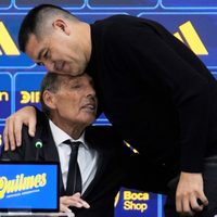 "Ya se reunieron": aseguran que Riquelme tiene decidido el reempazo de Russo en Boca