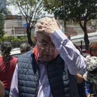 En plena crisis de violencia en Sinaloa, Rocha Moya viene a la CDMX para reunión con García Harfuch