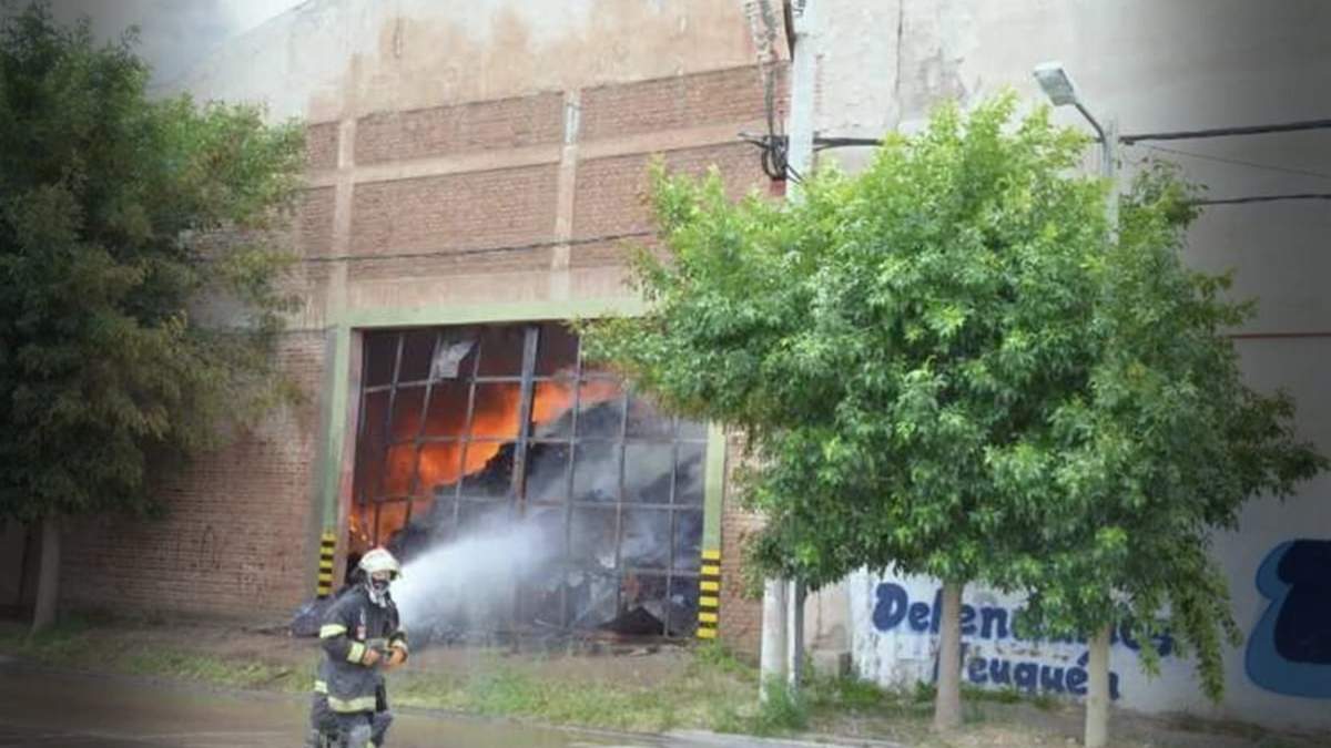 Incendio en Cervi. Fuente: (Twitter)