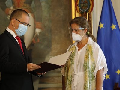 Venezuela declara “persona non grata” a la embajadora de la Unión Europea