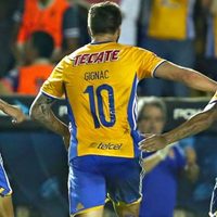 Las Chivas ganaban 2-0 pero... Gignac les aguó la fiesta
