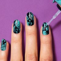 Nail Art 2025: las tendencias para uñas cortas que la están rompiendo y no son nada aburridas