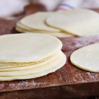 Con 1 tapa de empanada, creá el almuerzo exprés más rico y simple