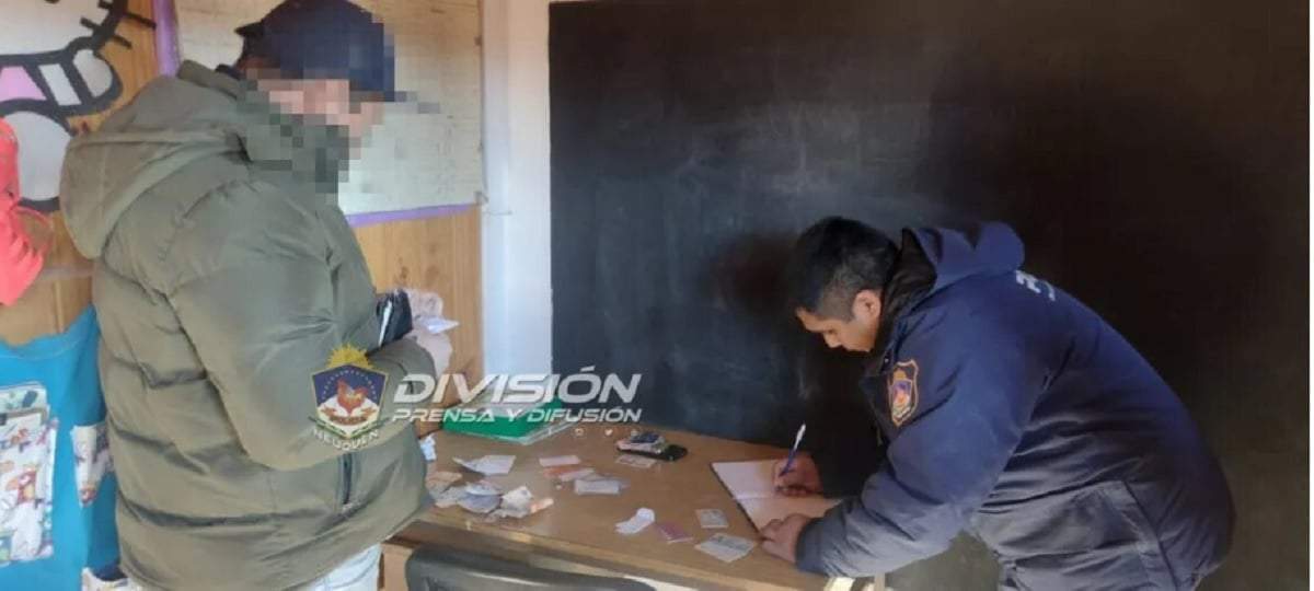 El hombre detenido fue denunciado por violencia de género. Tenía pedido de captura internacional. Fuente: (Policía de Neuquén)