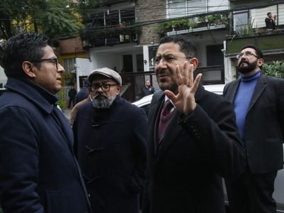 Fiscalía de CDMX entrega cinco departamentos del Cártel Inmobiliario para damnificados del sismo