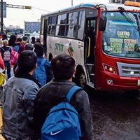 Transportistas de Morelos reactivan demanda de aumento al pasaje rumbo a 2026