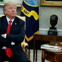 Con aval de Trump, republicanos liberan documento clasificado que subestima el 'Rusiagate”
