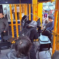 Grupo de encapuchados toma la Prepa 8 por presunta agresión policiaca en marcha pro Palestina