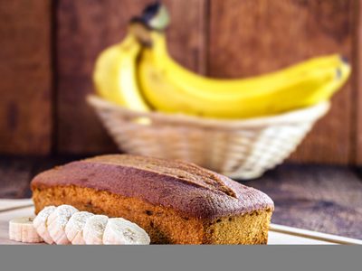 Budín de avena, banana y miel: sin harinas y con un sabor y textura únicos, la receta ideal para tu merienda fit
