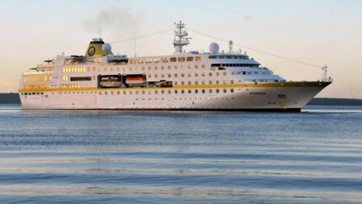 El crucero Hamburg, donde se detectó el caso de coronavirus. Fuente: (Twitter)