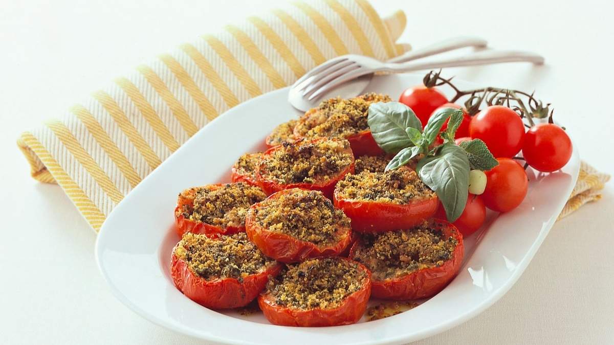 Tomates rellenos. Fuente: (Instagram)