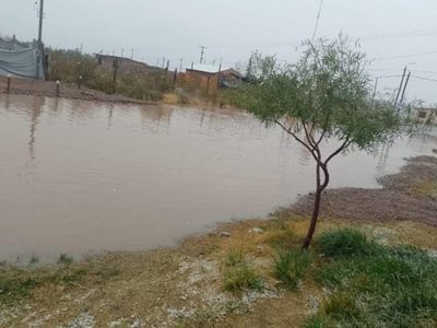 Maipú: la calle que es un pozo y de la que nadie se acuerda