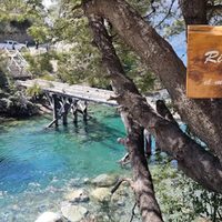 Inseguridad en Villa La Angostura: roban valioso equipo de trabajo a reconocido influencer de viajes