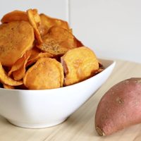 Chips de batata: bien crujientes y mucho más sanos que los comprados para hacer en casa